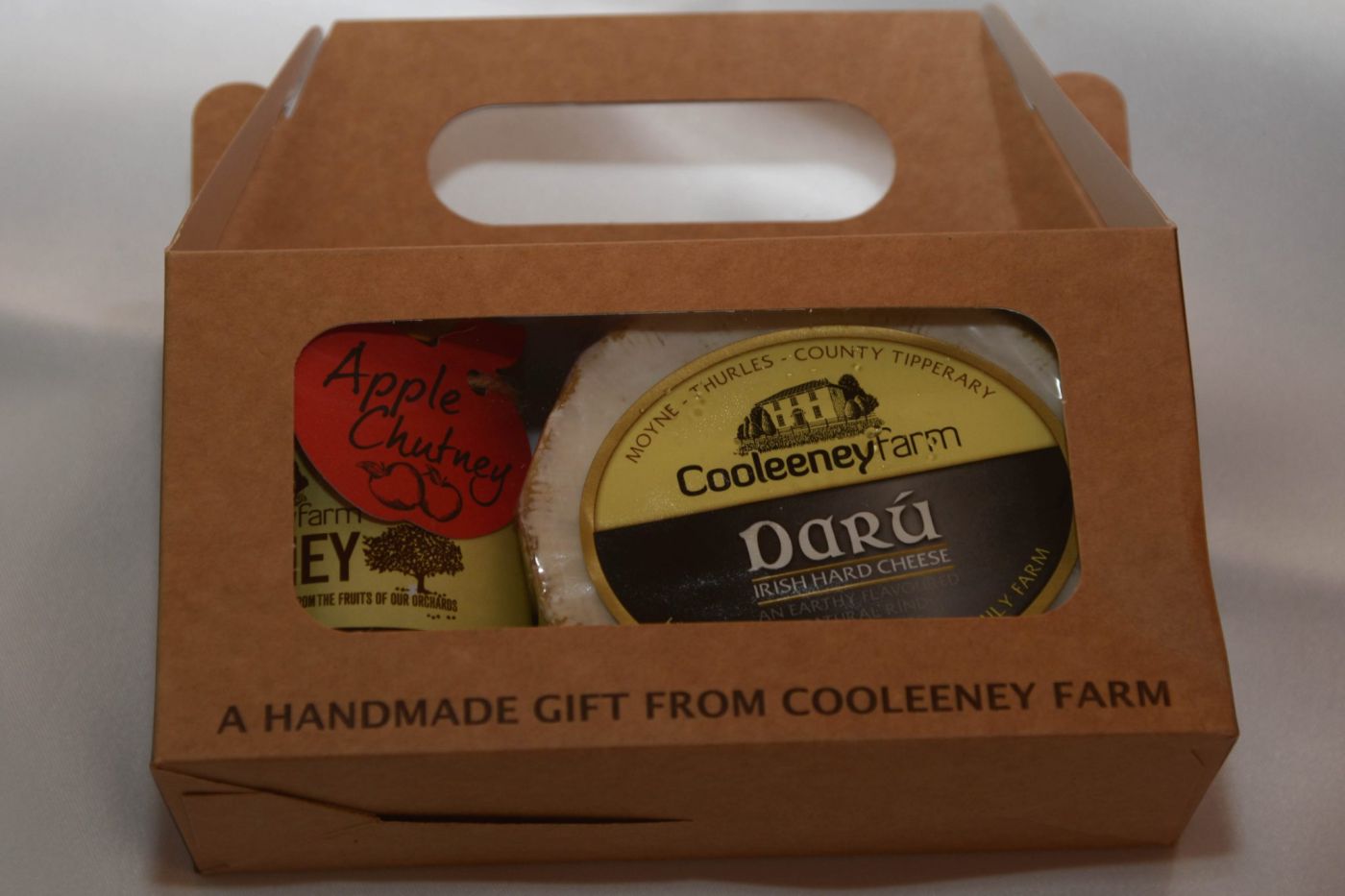 Cheese-Chutney-gift-box